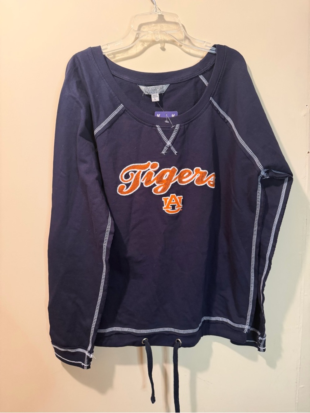 Auburn Tigers Navy Long-Sleeve Raw Hem Sweatshirt Womens Large NWT